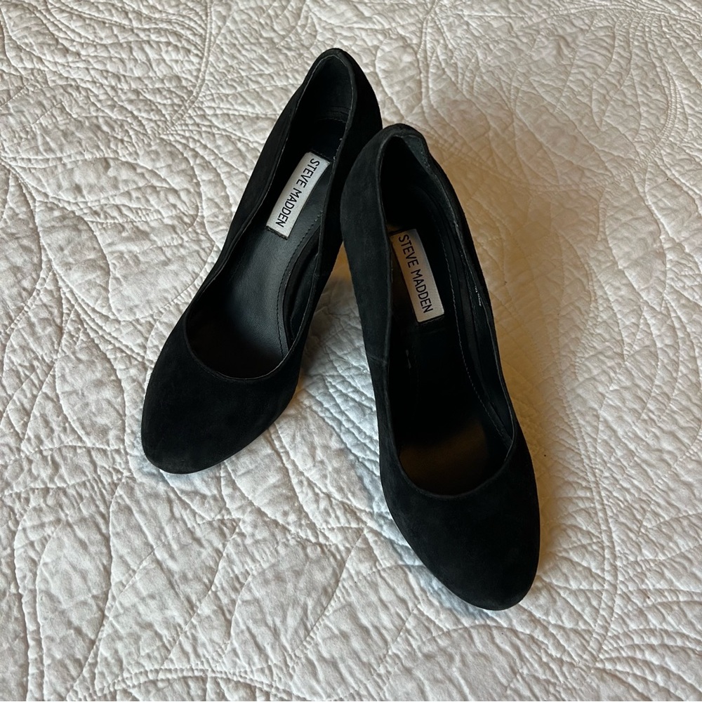 Steve Madden leather heels, size 8, black